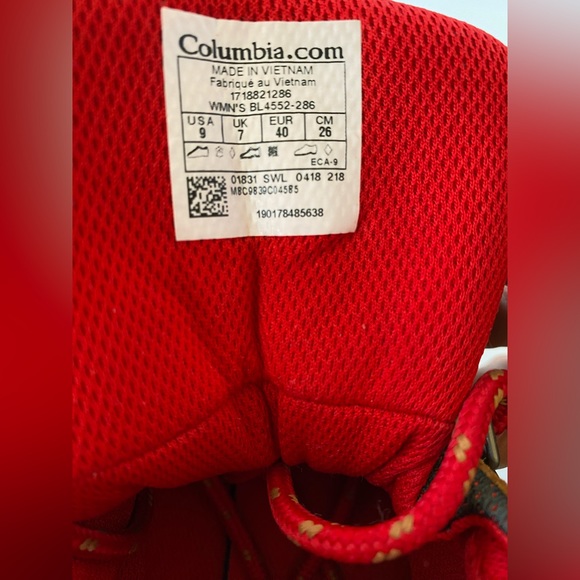 Women’s Newton Ridge™ Plus Waterproof Amped Hiking Boot - Womens - US9 - Picture 2 of 8